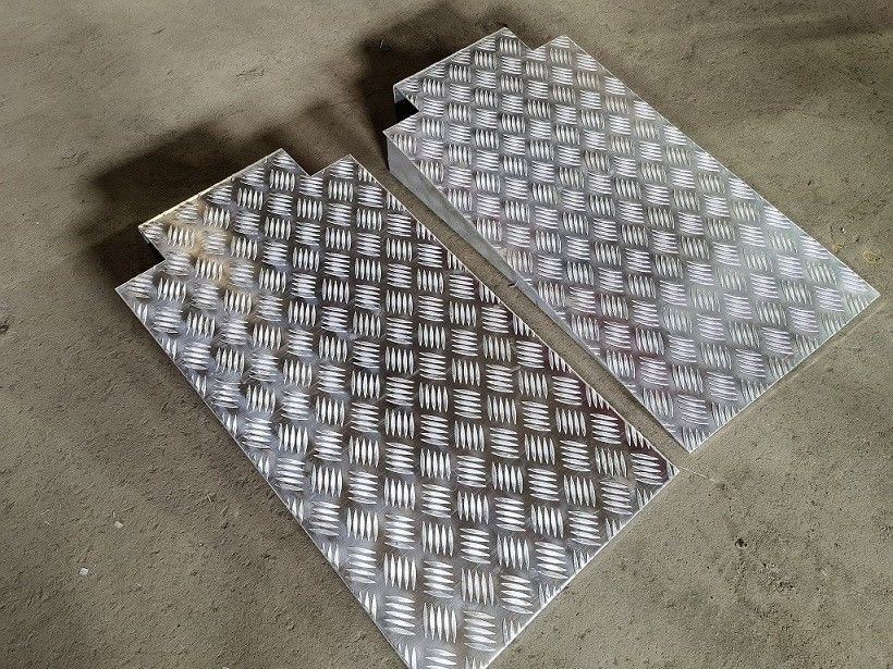 Lift Capacity 5000kg 4 Post Storage Lift For Home Garage Electrical Lock